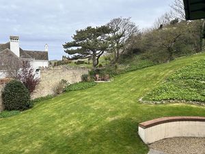 Photo 20- click for photo gallery